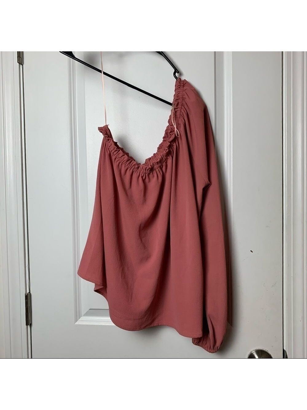 Chelsea28 one sleeve medium blush blouse w ruffles - Picture 11 of 11